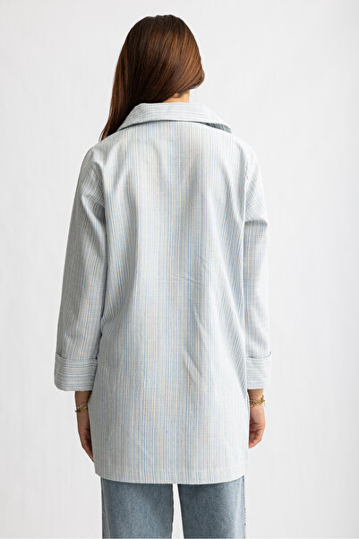 Suede Style 8032 - Άνετο και κομψό γυναικείο υφαντό μπουφάν με κουμπιά