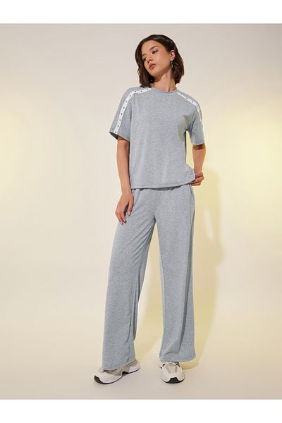 Styli Studded Web Detail Short Sleeve T-Shirt and Pants Co-Ords