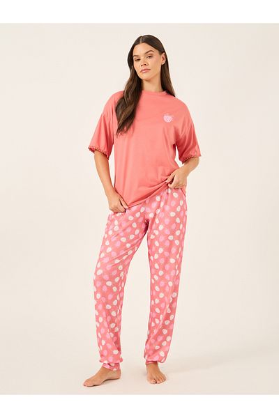 Styli Graphic Print Round Neck T-Shirt and Pyjama Set