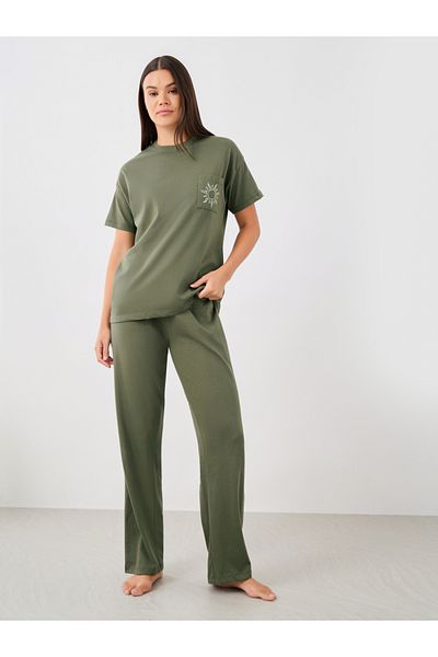Styli Beach Graphic Pocket Dropped Shoulder T-Shirt and Straight Pyjama Set