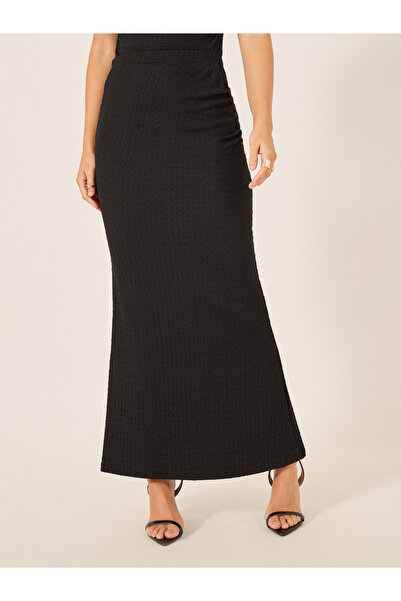 Styli Textured High Neck Sleeveless Top and Skirt Co-Ords