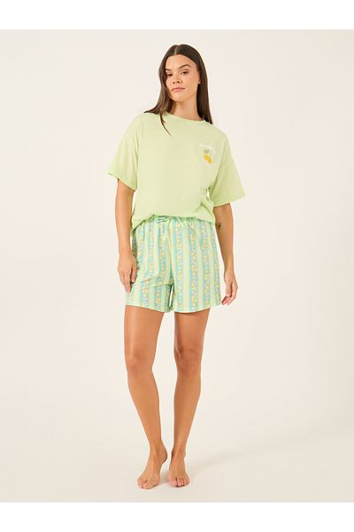 Styli Graphic Print Round Neck T-Shirt and Shorts Pyjama Set