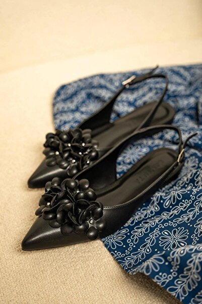 LAMİNTA Alexa Flower Detailed Ballerinas