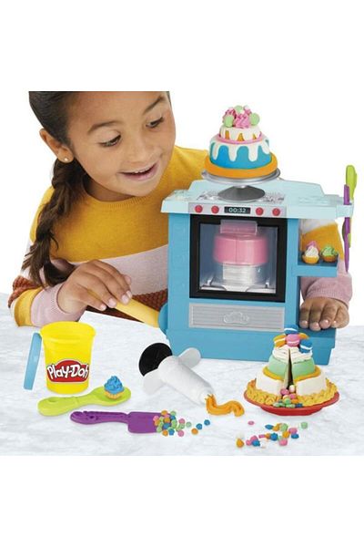 Hasbro Play-Doh Kitchen Creations Playset - Cake Oven