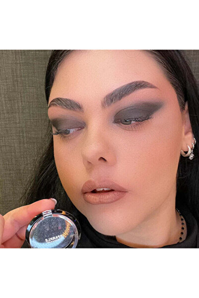 Layla Cosmetics Sparkle Eyeshadow 02 - Sparkling Eyeshadow