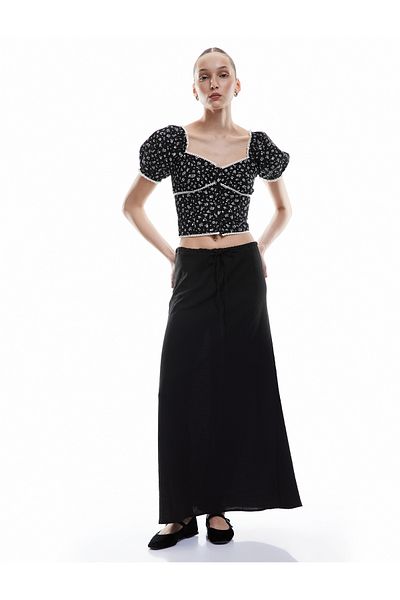 Koton New Season Heart Neck Short Balloon Sleeve Floral Crop Blouse