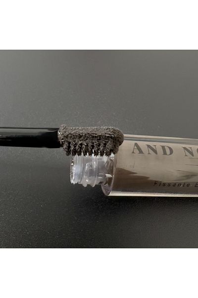 Layla Cosmetics And Now…Brow Gel No 3 - Eyebrow Gel with Lamination Effect