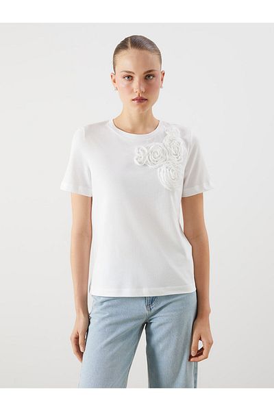 LC Waikiki Ecru Crew Neck Rose Embroidered Women's T-Shirt