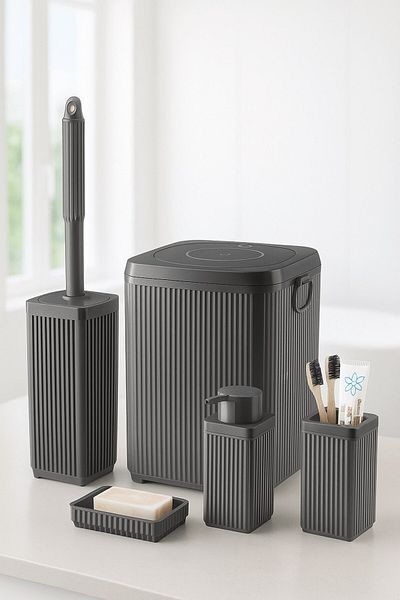 Sas Haus Комплект за баня Lines Series Grey, 5 части от акрилен квадратен кош за боклук с обем 5 литра, сапунерка, държач за четка 3462
