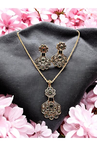 FUYA JEWELLERY Baget Taş Detaylı Elmas Montür Kolye, Küpe Set