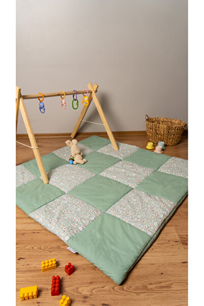 BABYNENA Çiçekli Patchwork Oyun Halısı 115x115 cm