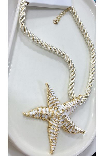Resta NECKLACE WITH SEA STAR DETAIL