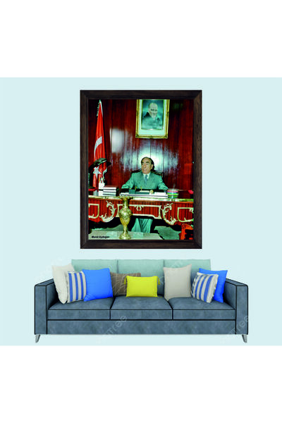 Lioncraft Ülkücü Lider, Başbuğ Alparslan Türkeş Çerçeveli Duvar Duvar Tablosu...