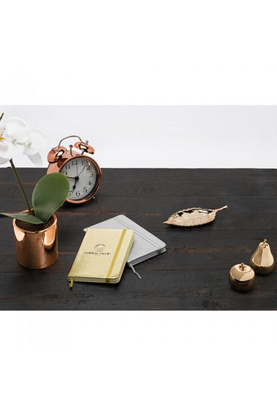 dalimag A5 notepad with 160 plain ivory pages, inner pocket