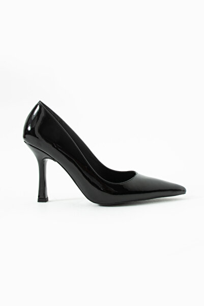 Siena Shoes Γυναικεία παπούτσια Isla με ίσιο τακούνι στιλέτο, μαύρα λουστρίνι