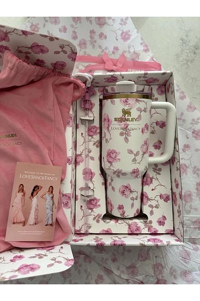 Stanley x Love Shack Fancy Ribbon Pink 40 oz Tumbler