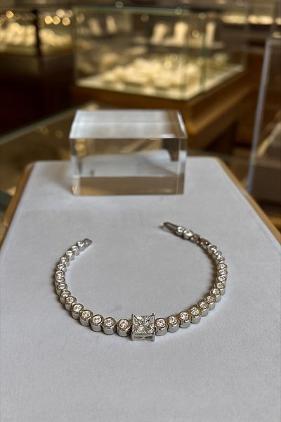 SEZİNİN TAKI DÜKKANI Single Stone Model Special Series Bracelet