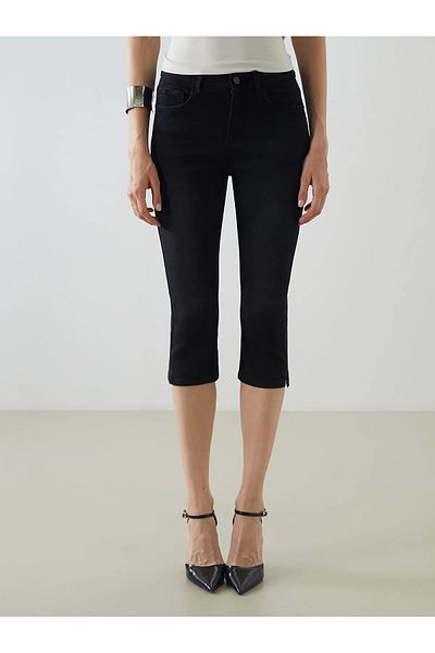 LC Waikiki Γυναικείο τζιν σορτς Bermuda Fit