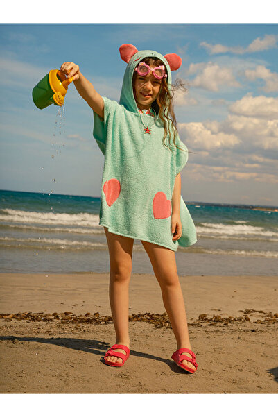 LC Waikiki Turquoise Heart Embroidered Baby Girl Beach Towel