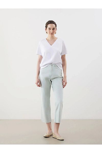 LC Waikiki Lc Waiki Classic V-Neck Combed Cotton Women's T-Shirt