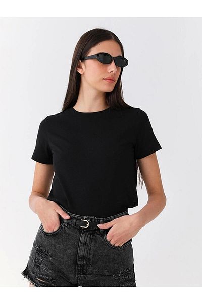 LC Waikiki Lc Waiki Vision Crew Neck Plain Short Sleeve Women's T-Shirt