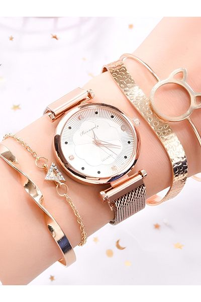 MACON Luxury Magnet Buckle Flower Rhinestone Ladies Quartz Wrist Watch with 4 Pcs Bracelet Set - Gold
