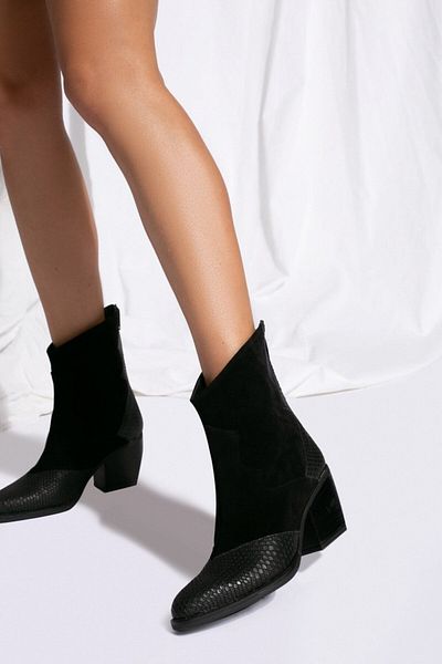 Vanilla Days Selene boots made of black genuine leather and black suede