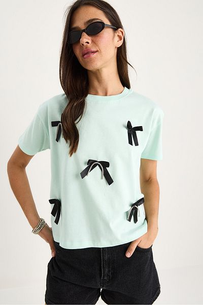 Bianco Lucci Women's Satin Ribbon Accessory Stone Detailed T-Shirt 60602011