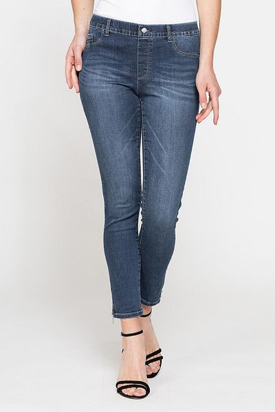Carrera Jeans Blugi stil Capri pentru femei, din denim super elastic.