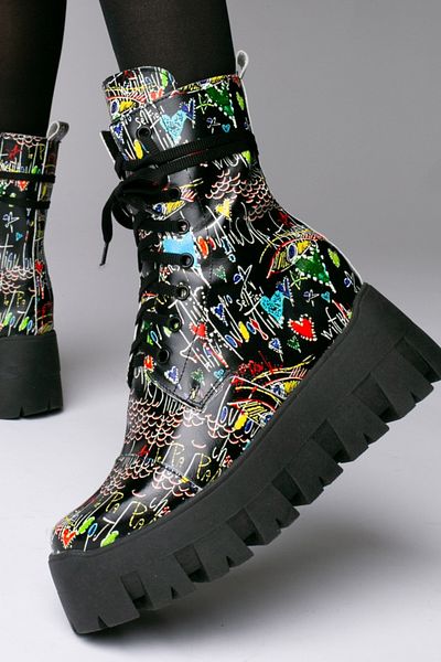 Vanilla Days Desire boots, black smooth leather with patterns