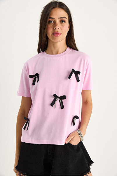 Bianco Lucci Γυναικείο T-Shirt με σατέν κορδέλα με πέτρινη λεπτομέρεια 60602011