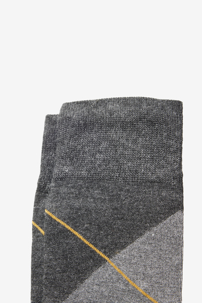 ALTINYILDIZ CLASSICS Чоловічі шкарпетки з антрацитово-сірим візерунком і бамбуковим носком