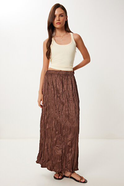 Happiness İstanbul Women's Brown Wrinkle Effect Satin Surface Skirt Mx00218
