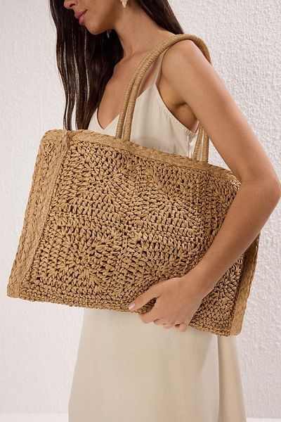 TRENDYOL SHOES Ručně pletená dámská maxi taška přes rameno Camel Straw TAKSS25OC00087