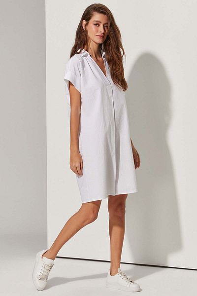 White By Nature V-Neck Plikaşe White Dress