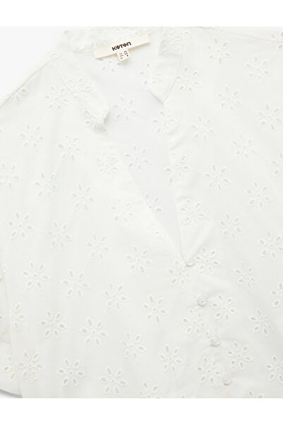 Koton Риза с къс ръкав, V-образно деколте и бродерия, стандартна кройка