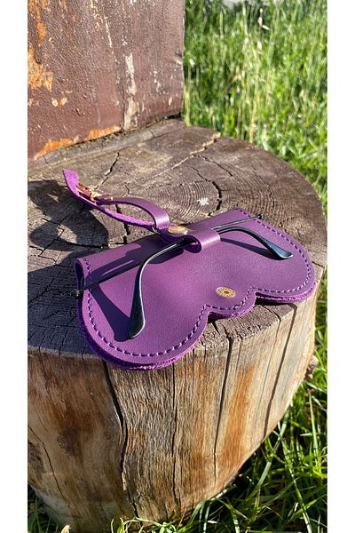 Atölyezümra Hanging Glasses Case Circle Model (Purple Color)