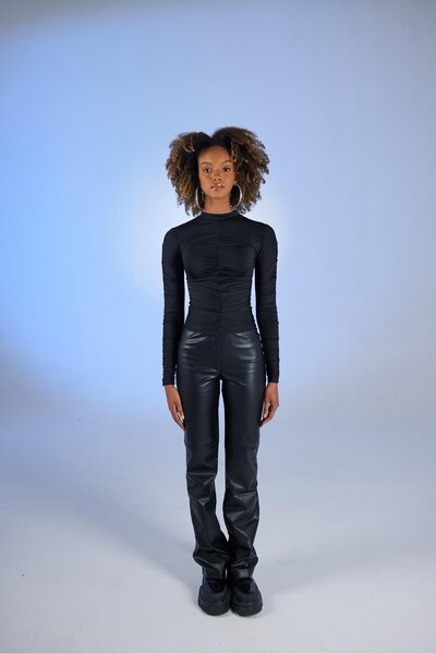 HOLLY LOLLY Rouška Detailní Polovina Rybář zahalená halenka černá