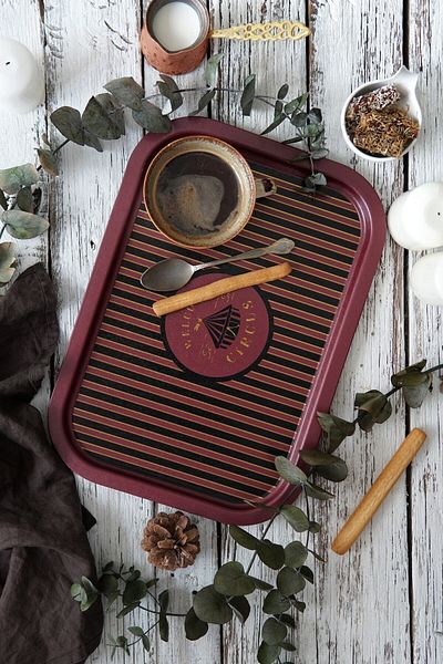 EVLE Circus Patterned Metal Tray - Tea Coffee Tray - Presentation Tray 28 Cm X 40 Cm Ee164-9e
