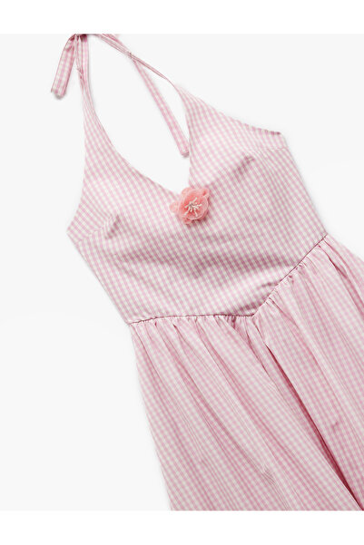 Koton Rahat Kalıp Çiçek Aplike Detaylı Boyundan Bağlamalı Halter Yaka Midi Elbise