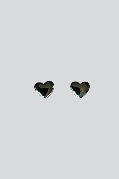 stravis Enameled Heart Earrings