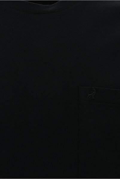 Kiğılı Βαμβακερό μπλουζάκι με κανονική εφαρμογή με λαιμόκοψη με τσέπες