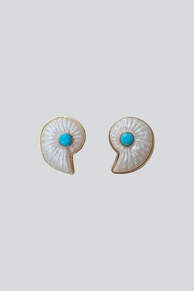stravis Resin Snail Earrings