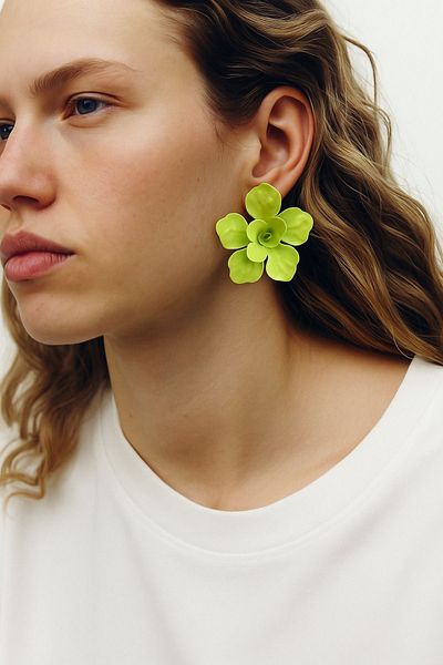 stravis Maxi Flower Earrings