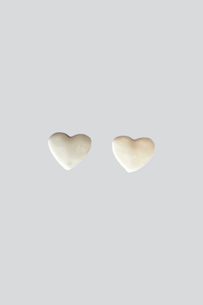 stravis Enameled Heart Earrings