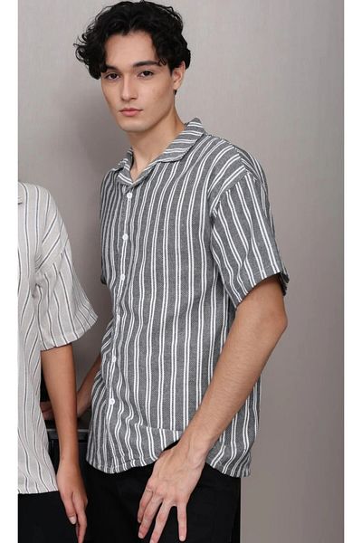 ALANAQA Unisex Oversized Short Sleeve Shirt