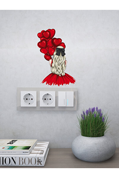 aiki Kırmızı Kalp Balonlu Kız Cam, Piriz Üstü Duvar Sticker,