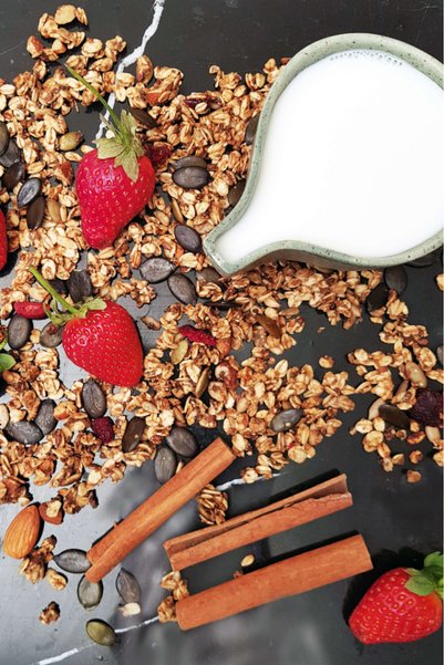 Saba's Granola Çilek-Chia 300 Gr