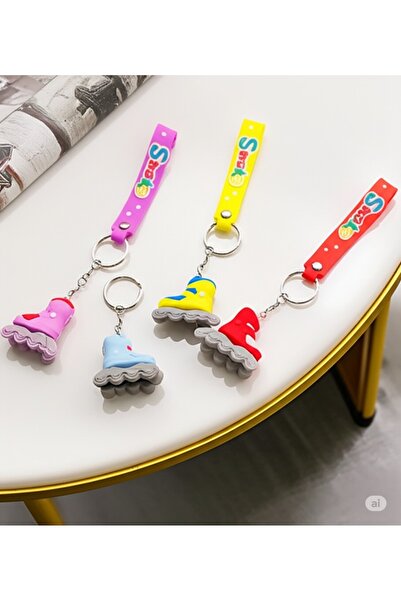 FAMEMUS ACCESSORY مجموعة من 4 سلاسل مفاتيح ملونة على شكل زلاجات إكسسوارات حقيبة هدية