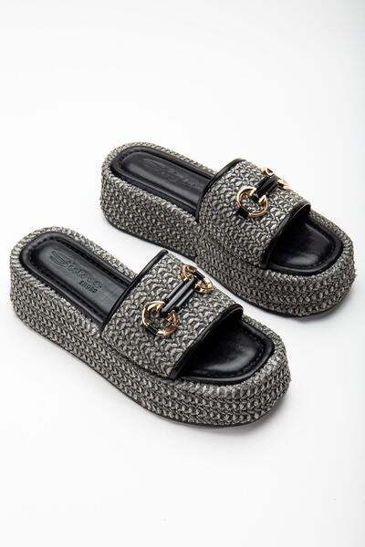 SUİNS SHOES Γυναικείες παντόφλες Suins Berny - Λεπτομέρεια με πέτρινη πόρπη